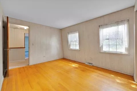26 W266 Tomahawk Dr, Wheaton, IL 60189 photo 38