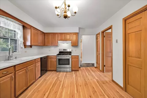 26 W266 Tomahawk Dr, Wheaton, IL 60189 photo 20