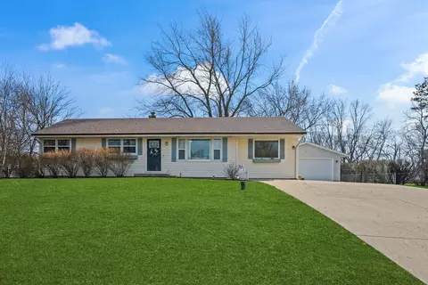28423 W Kelsey Ct, Barrington, IL 60010