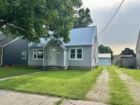 1308 12th Ave, Sterling, IL 61081