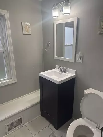 Bath - 15818 Saint Louis Ave, Markham, IL 60428 photo 2 of 2