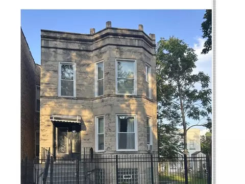 6827 S Langley Ave, Chicago, IL 60637
