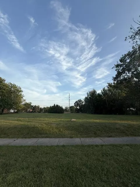 8444 W 171st St, Tinley Park, IL 60487