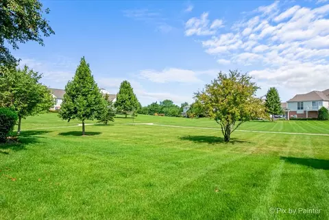 Exterior - 2122 Concord Dr, Mchenry, IL 60050 photo 4 of 7