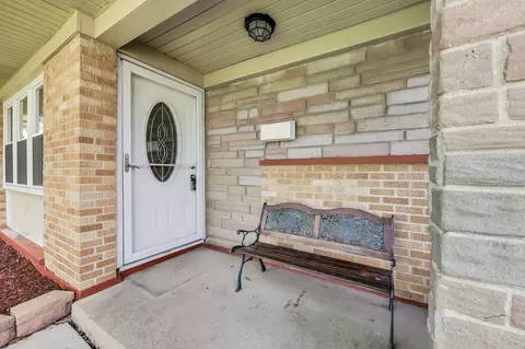 249 George Rd, Wheeling, IL 60090 photo 3