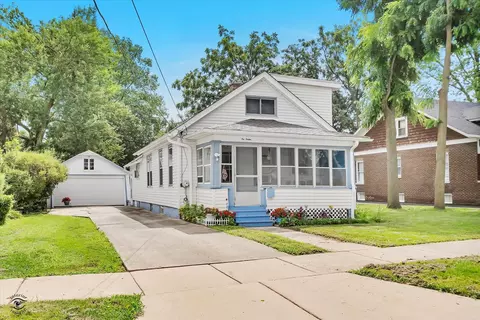 514 Watson St, Aurora, IL 60505