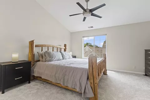 Bedroom - 1719 Sienna Ct #0, Wheeling, IL 60090 photo 1 of 5