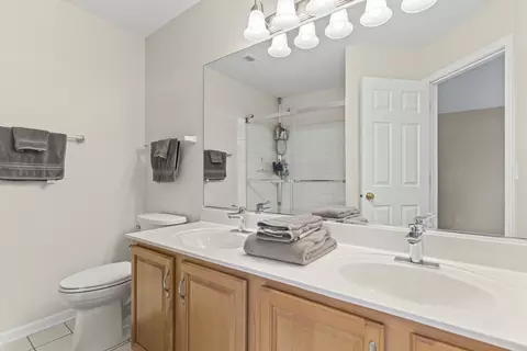 Bath - 1719 Sienna Ct #0, Wheeling, IL 60090 photo 2 of 3