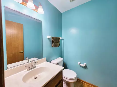 Bath - 26713 S Center Rd, Monee, IL 60449 photo 1 of 5