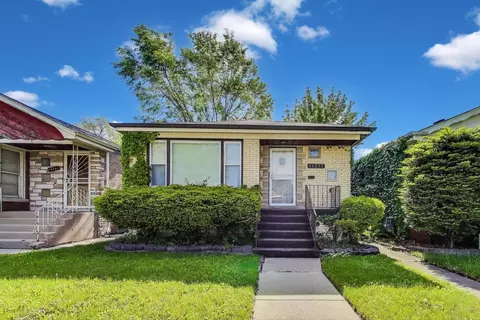 14233 S Wallace Ave, Riverdale, IL 60827