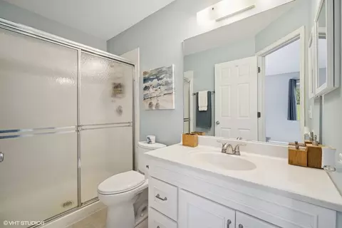 Bath - 1406 Shore Ct #D2, Wheeling, IL 60090 photo 3 of 3