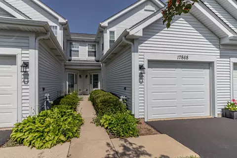 17868 W Braewick Rd, Gurnee, IL 60031