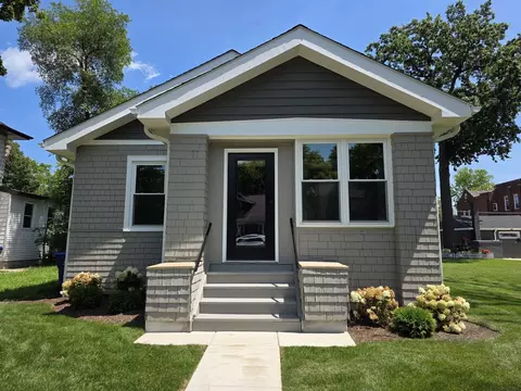1819 Victoria Ave, North Chicago, IL 60064