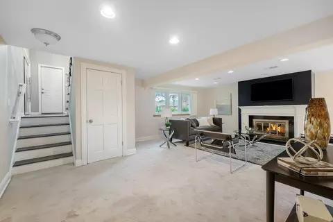 Living - 4424 Maple Ave, Brookfield, IL 60513 photo 4 of 4