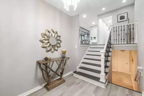 Entry Way - 4424 Maple Ave, Brookfield, IL 60513 photo 1 of 1