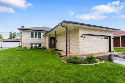 4424 Maple Ave, Brookfield, IL 60513