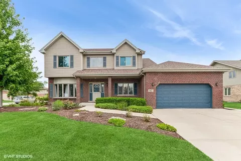 8824 Brown Ln, Tinley Park, IL 60487