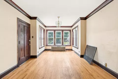 Living - 7111 S Emerald Ave, Chicago, IL 60621 photo 3 of 6