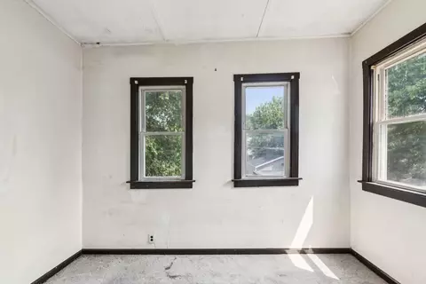 Bedroom - 7111 S Emerald Ave, Chicago, IL 60621 photo 4 of 4