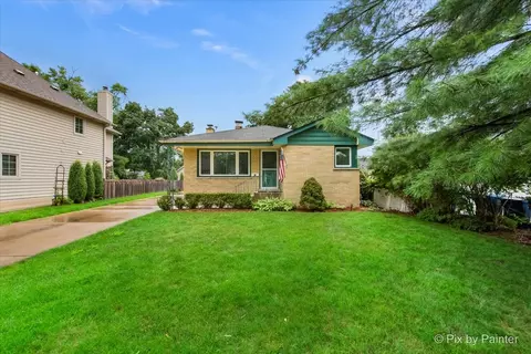 Exterior - 311 N Maple St, Itasca, IL 60143 photo 3 of 9