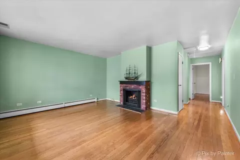 Living - 311 N Maple St, Itasca, IL 60143 photo 1 of 4