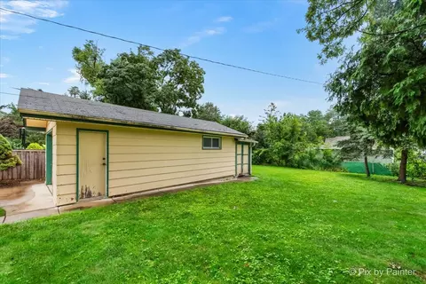 Exterior - 311 N Maple St, Itasca, IL 60143 photo 5 of 9
