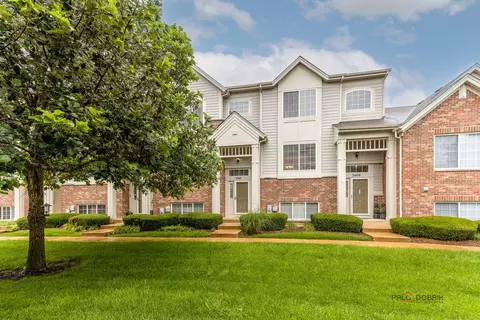 3410 Cameron Dr, Elgin, IL 60124