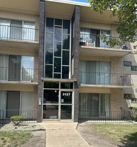 3127 Bernice Rd #2, Lansing, IL 60438