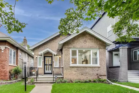 7707 S Ridgeland Ave, Chicago, IL 60649