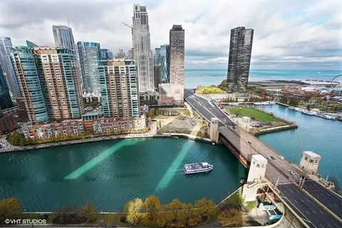 View/Area - 450 E Waterside Dr #402, Chicago, IL 60601 photo 2 of 3