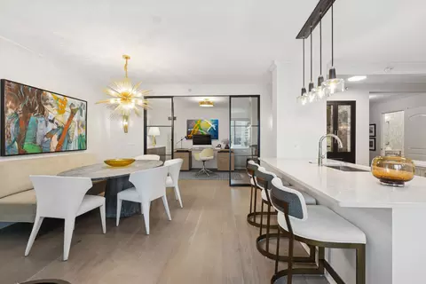 Dining - 450 E Waterside Dr #402, Chicago, IL 60601 photo 3 of 6