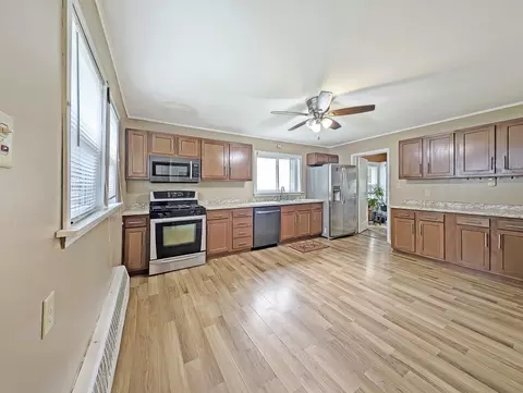306 E Iowa St, Spring Valley, IL 61362 photo 19