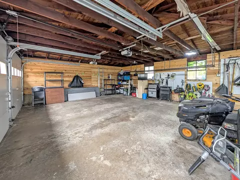 306 E Iowa St, Spring Valley, IL 61362 photo 37