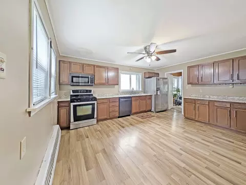 306 E Iowa St, Spring Valley, IL 61362 photo 20