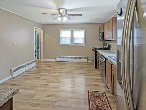 306 E Iowa St, Spring Valley, IL 61362 photo 12