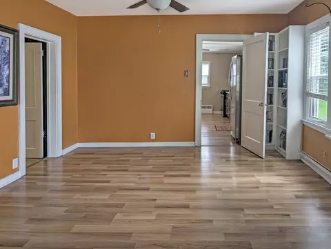 306 E Iowa St, Spring Valley, IL 61362 photo 25