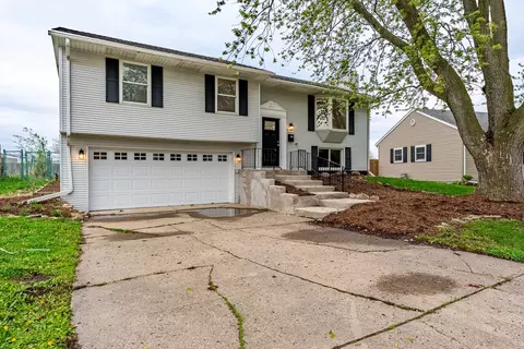 105 Meadows Ct, Bourbonnais, IL 60914