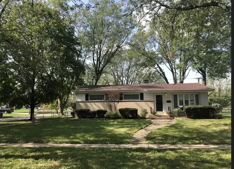 430 N Lincoln Ave, Villa Park, IL 60181