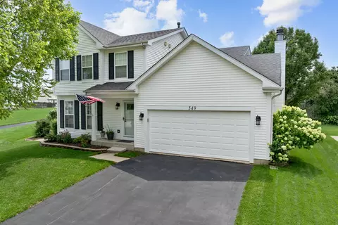 549 Maple Dr, Streamwood, IL 60107