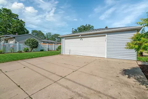 1102 Basin Dr, Lockport, IL 60441 photo 37