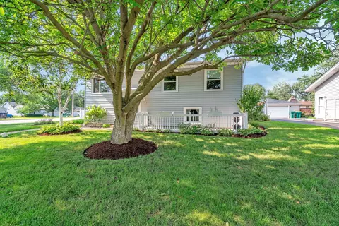 1102 Basin Dr, Lockport, IL 60441 photo 5