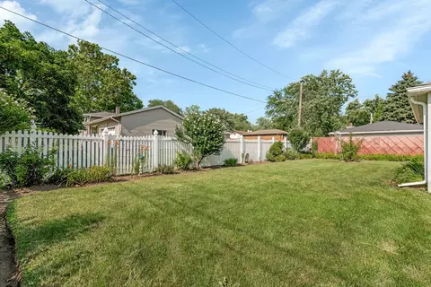1102 Basin Dr, Lockport, IL 60441 photo 36