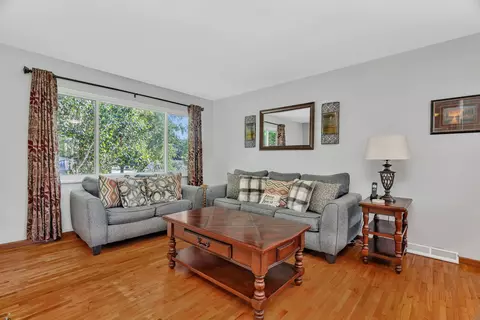 1102 Basin Dr, Lockport, IL 60441 photo 8