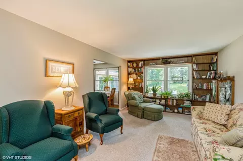 9913 Forest Ln, Union, IL 60180 photo 14