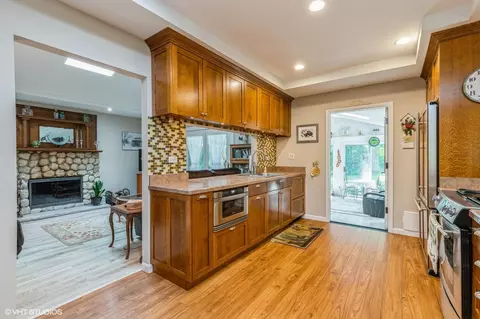 9913 Forest Ln, Union, IL 60180 photo 9