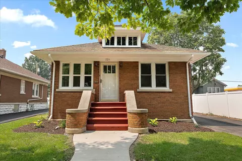 725 Clement St, Joliet, IL 60435
