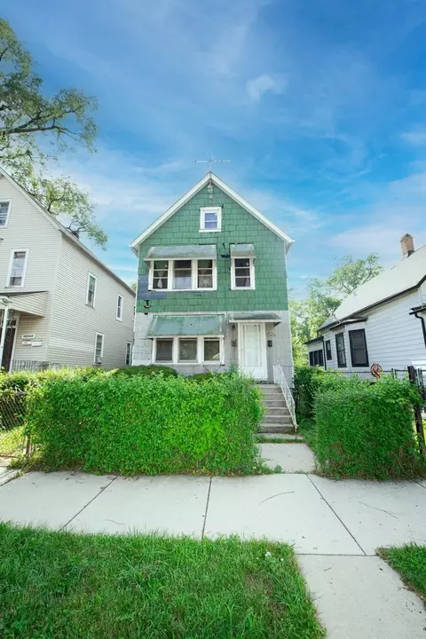 10240 S Indiana Ave, Chicago, IL 60628
