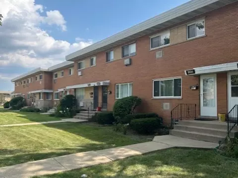 8657 Gregory Ln #7, Des Plaines, IL 60016