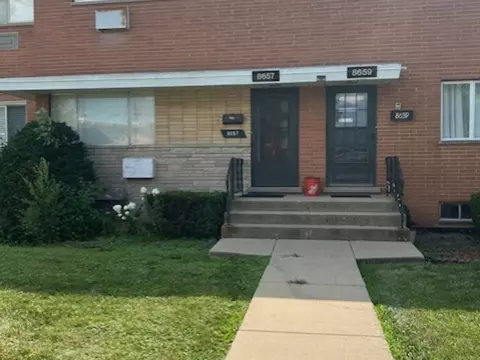 8657 Gregory Ln #7, Des Plaines, IL 60016 photo 2