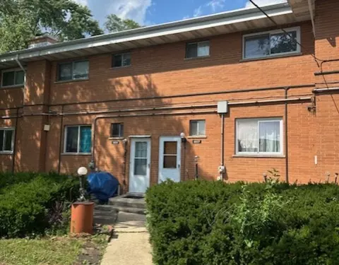 8657 Gregory Ln #7, Des Plaines, IL 60016 photo 4
